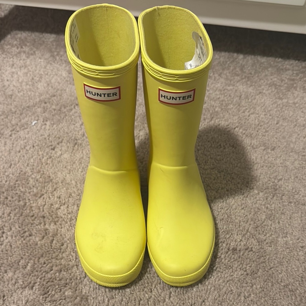 Hunter Yellow Rain & Snow Boots Waterproof Pull-On
